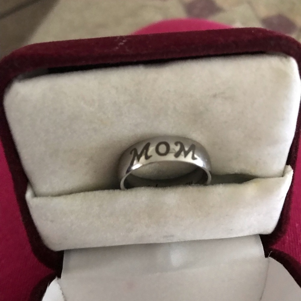 🛑SOLD🛑mom I love you Titanium steel  ring. - Picture 2 of 4
